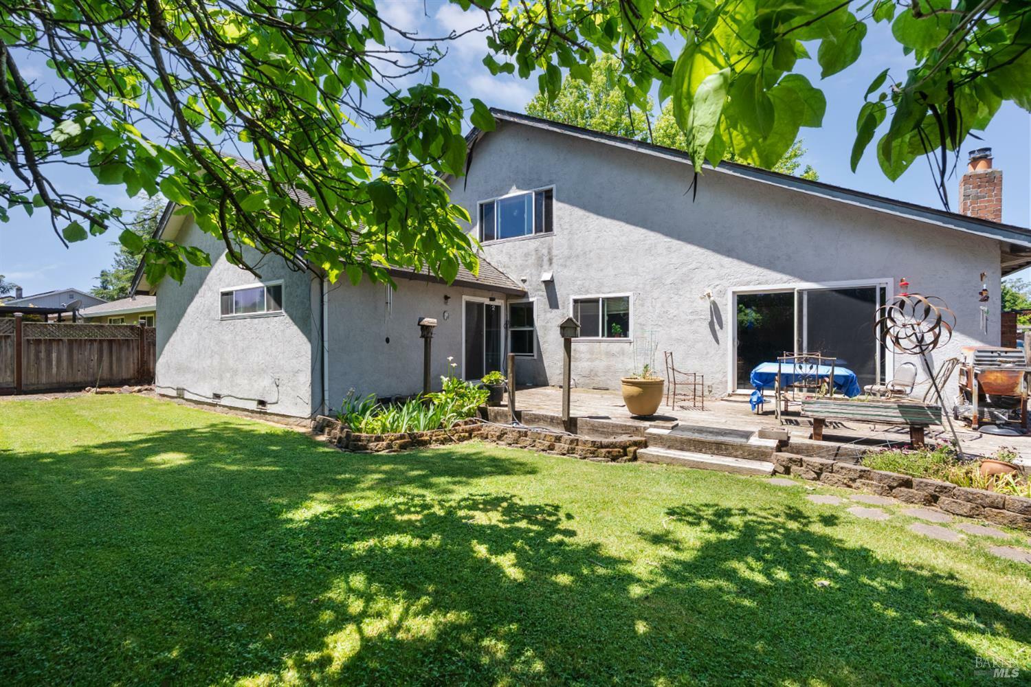 Property Photo: 6048 Dawn Drive CA 94928