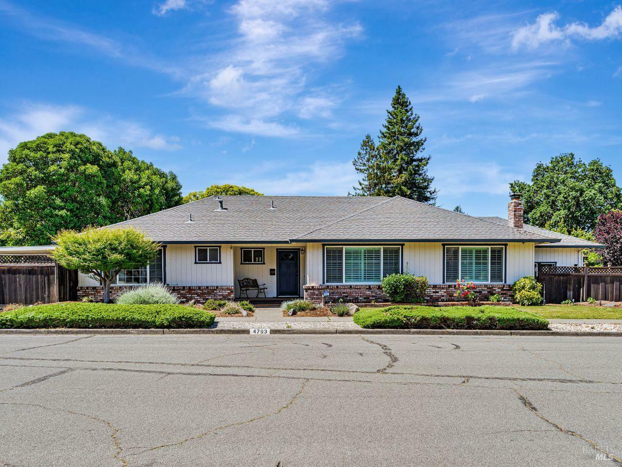 Property Photo: 4793 Glencannon Street CA 95405