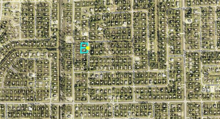 Property Photo:  326 Lanford Ave  FL 33974 