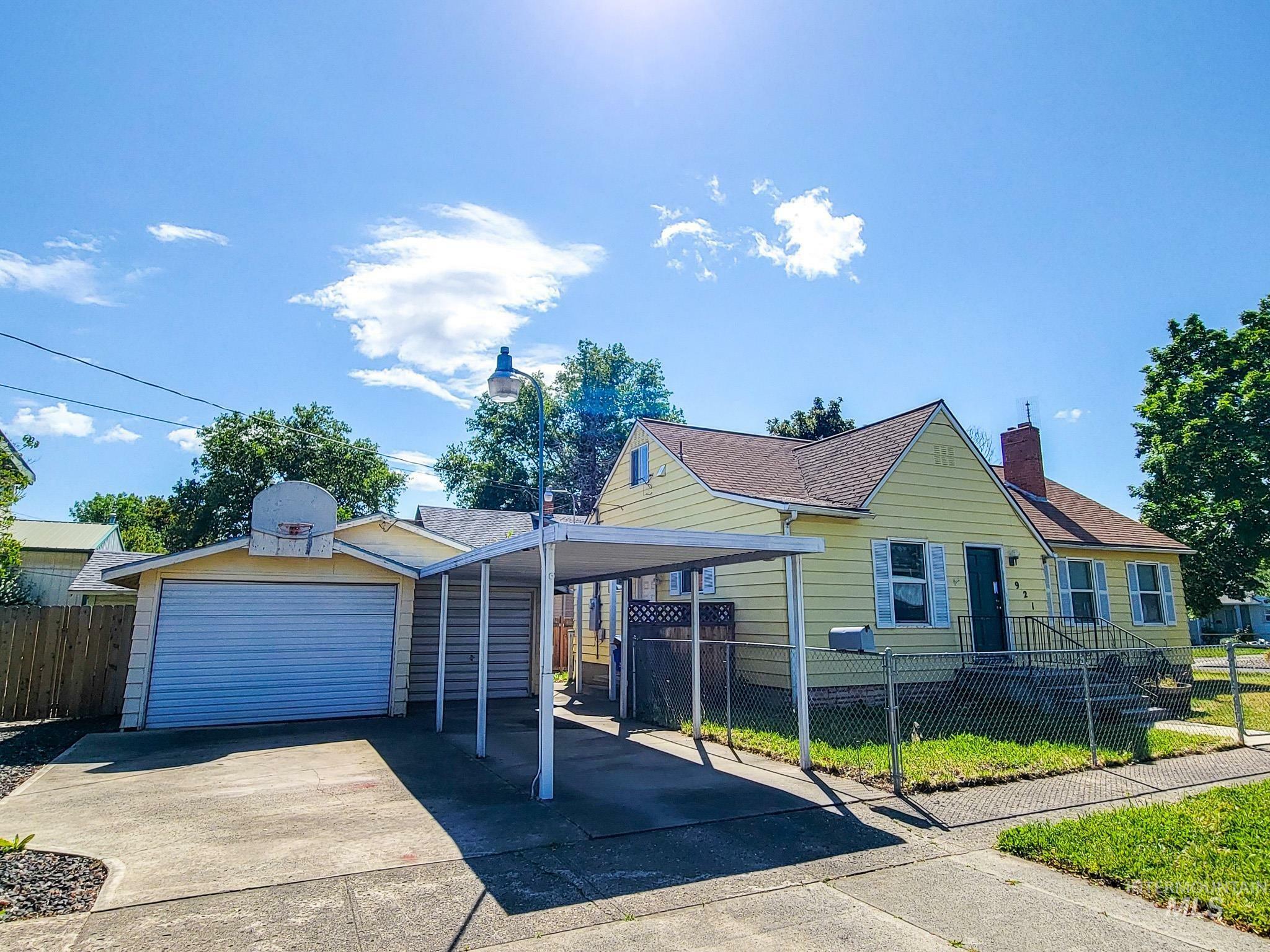 Property Photo: 921 14th Street ID 83501