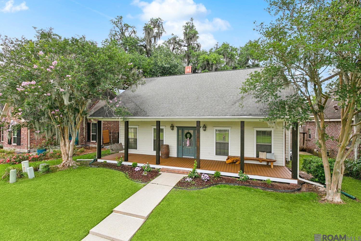 Property Photo: 37052 Mill Wood Ave LA 70734
