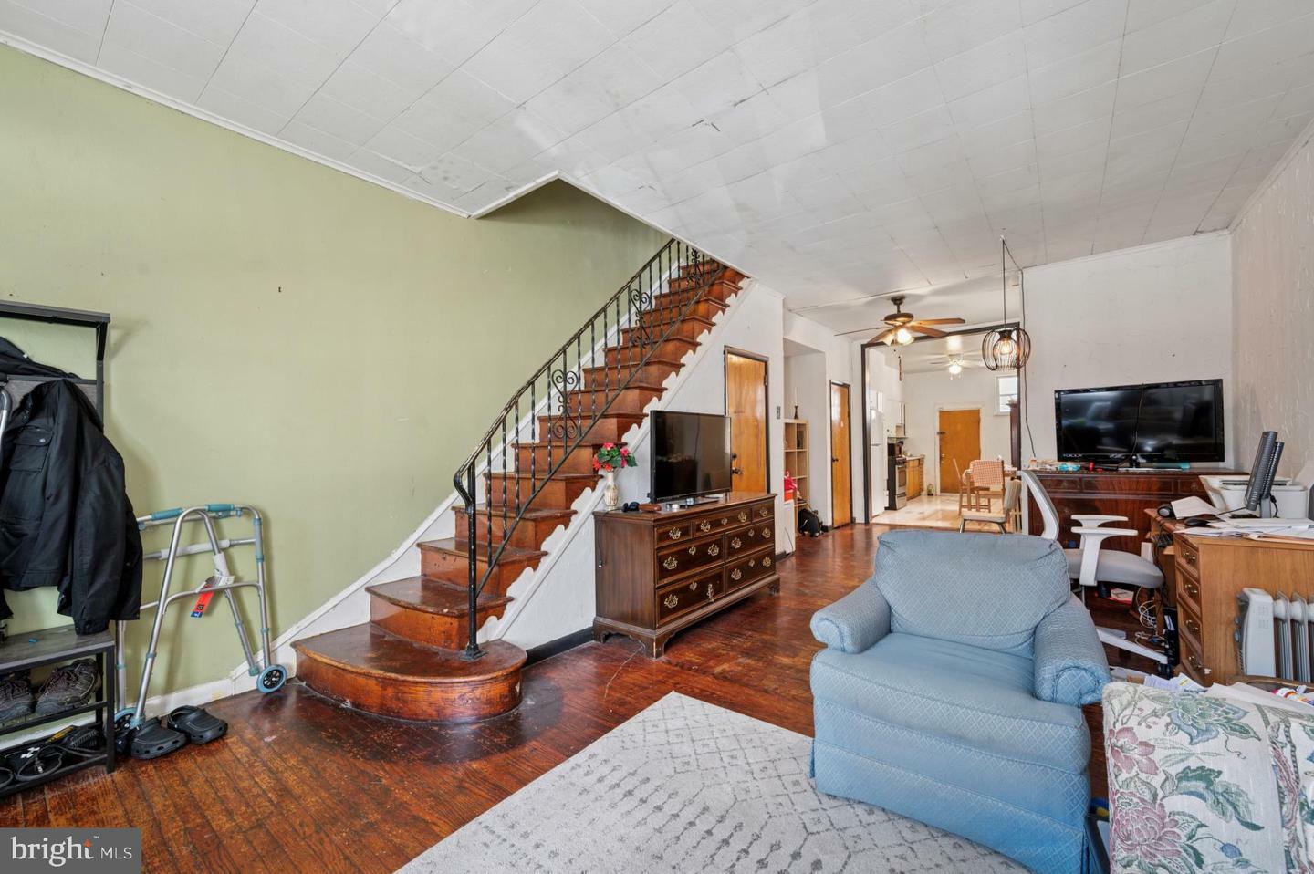 Property Photo: 2024 Mifflin Street PA 19145