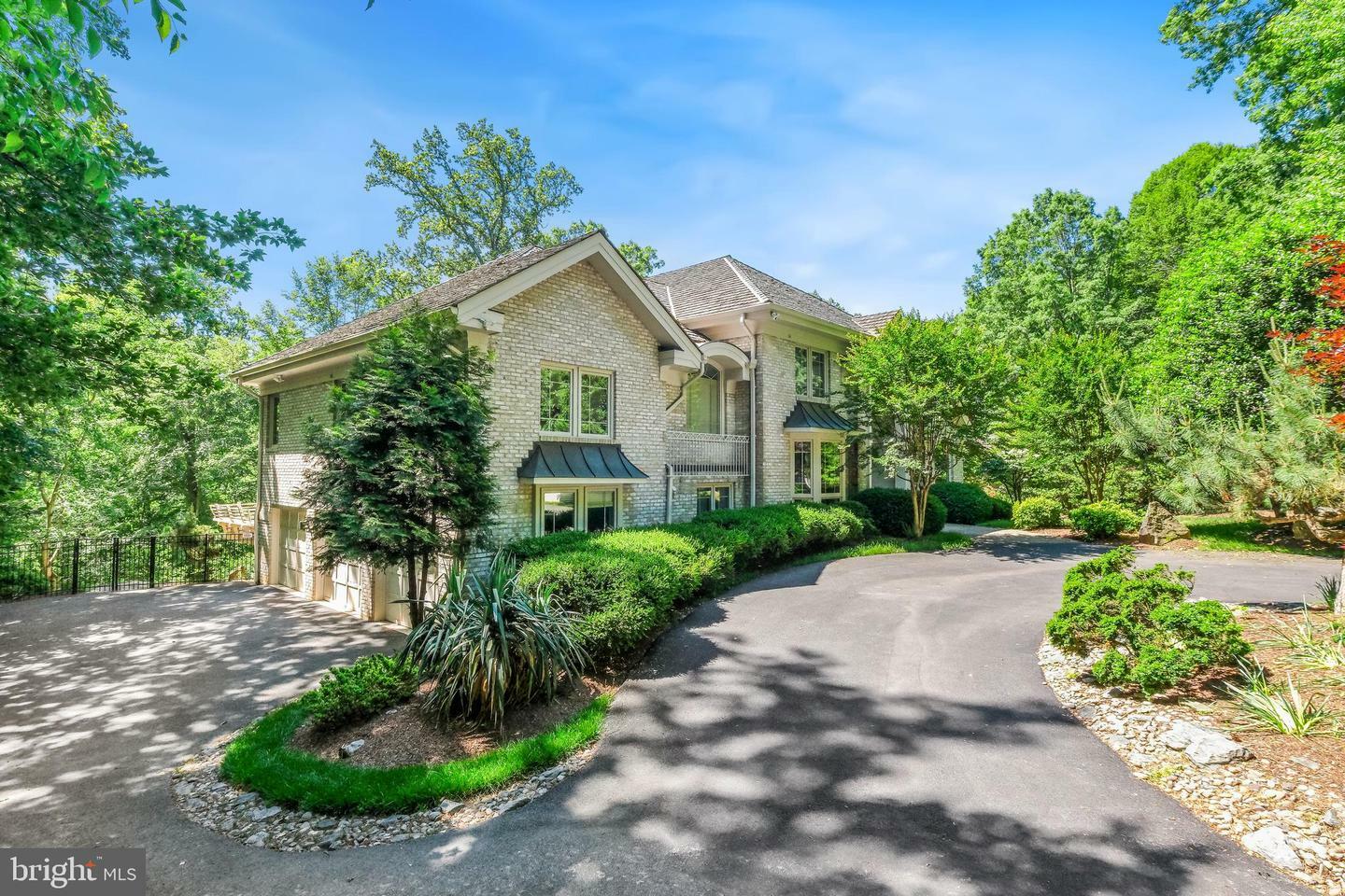 Property Photo: 7005 Natelli Woods Lane MD 20817