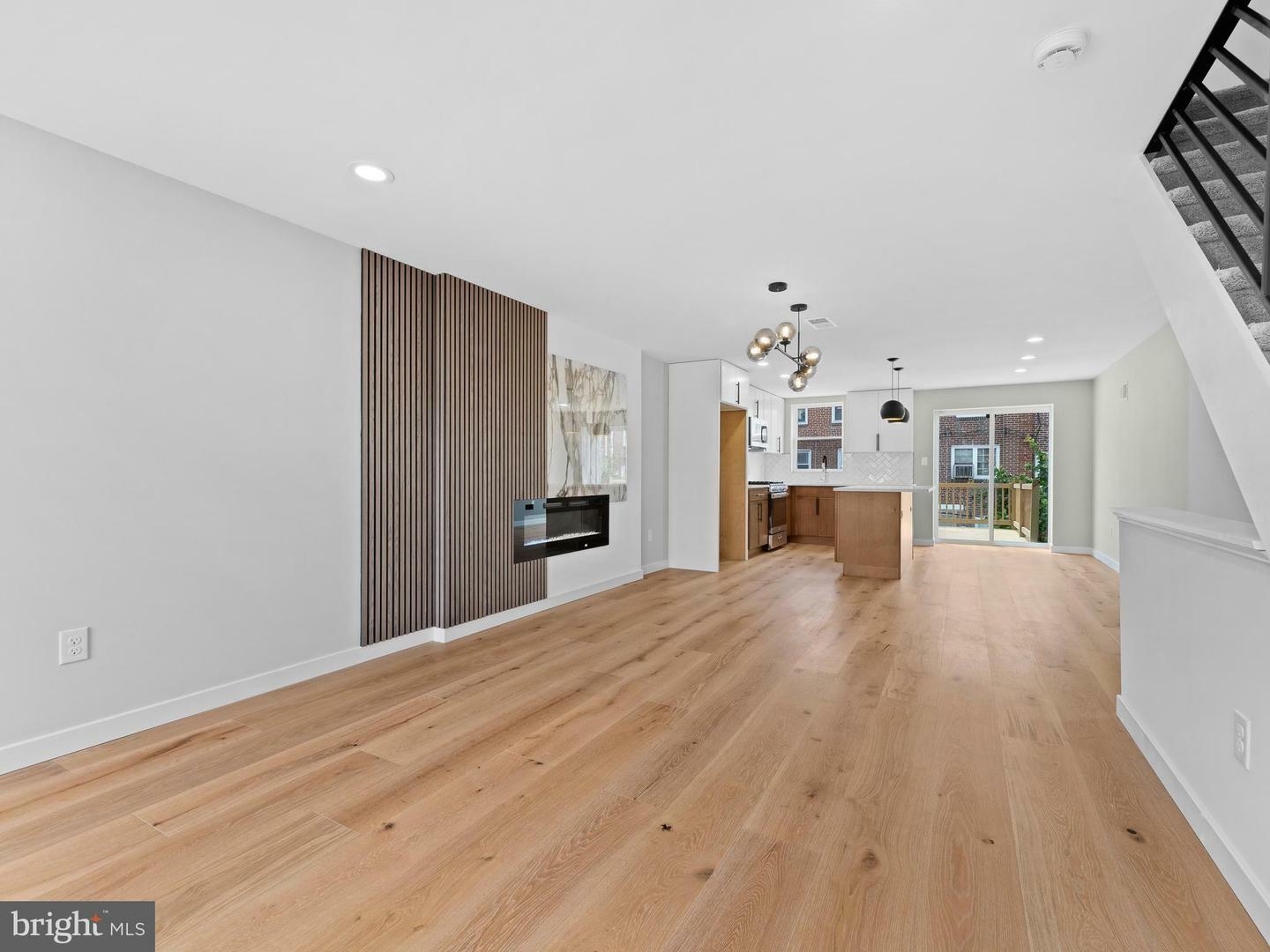 Property Photo: 1812 Farrington Road PA 19151
