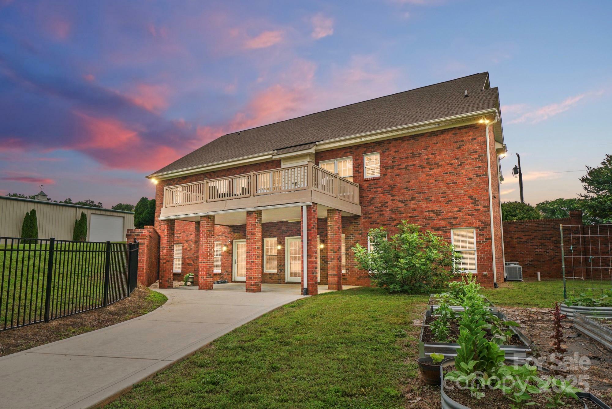 Property Photo: 9950 Foil Road NC 28124