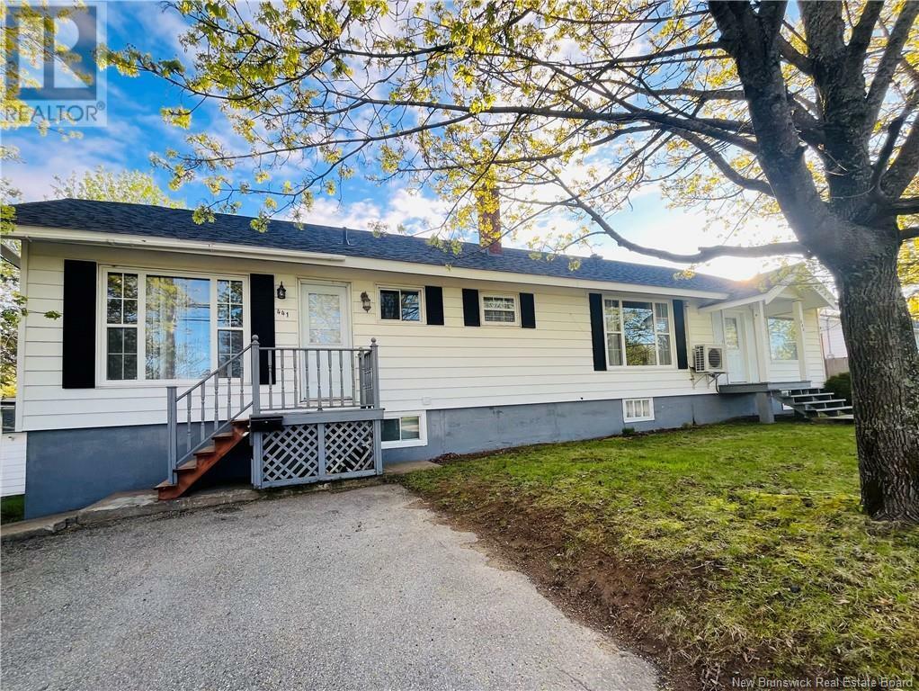 Property Photo: 445 Newcastle Boulevard NB E1V 2K3