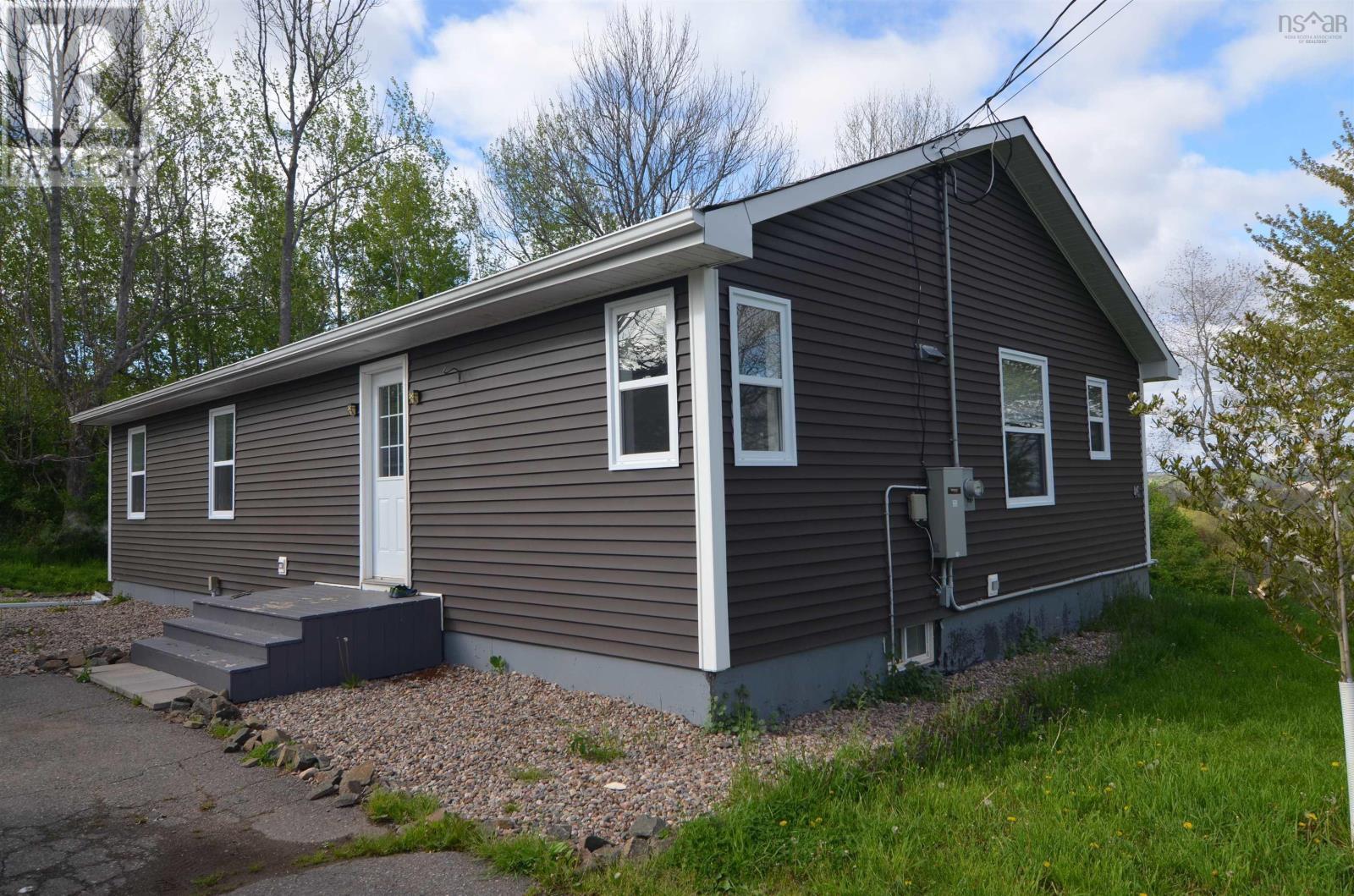Property Photo: 46 Holmes Hill Road NS B0P 1P0