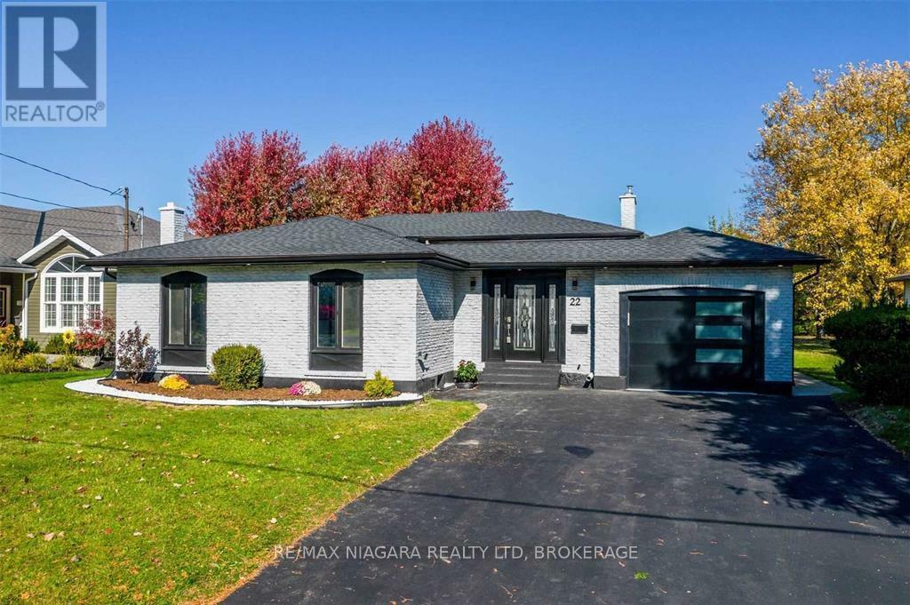 Property Photo: 22 Chantler Road Main ON L3C 4M5