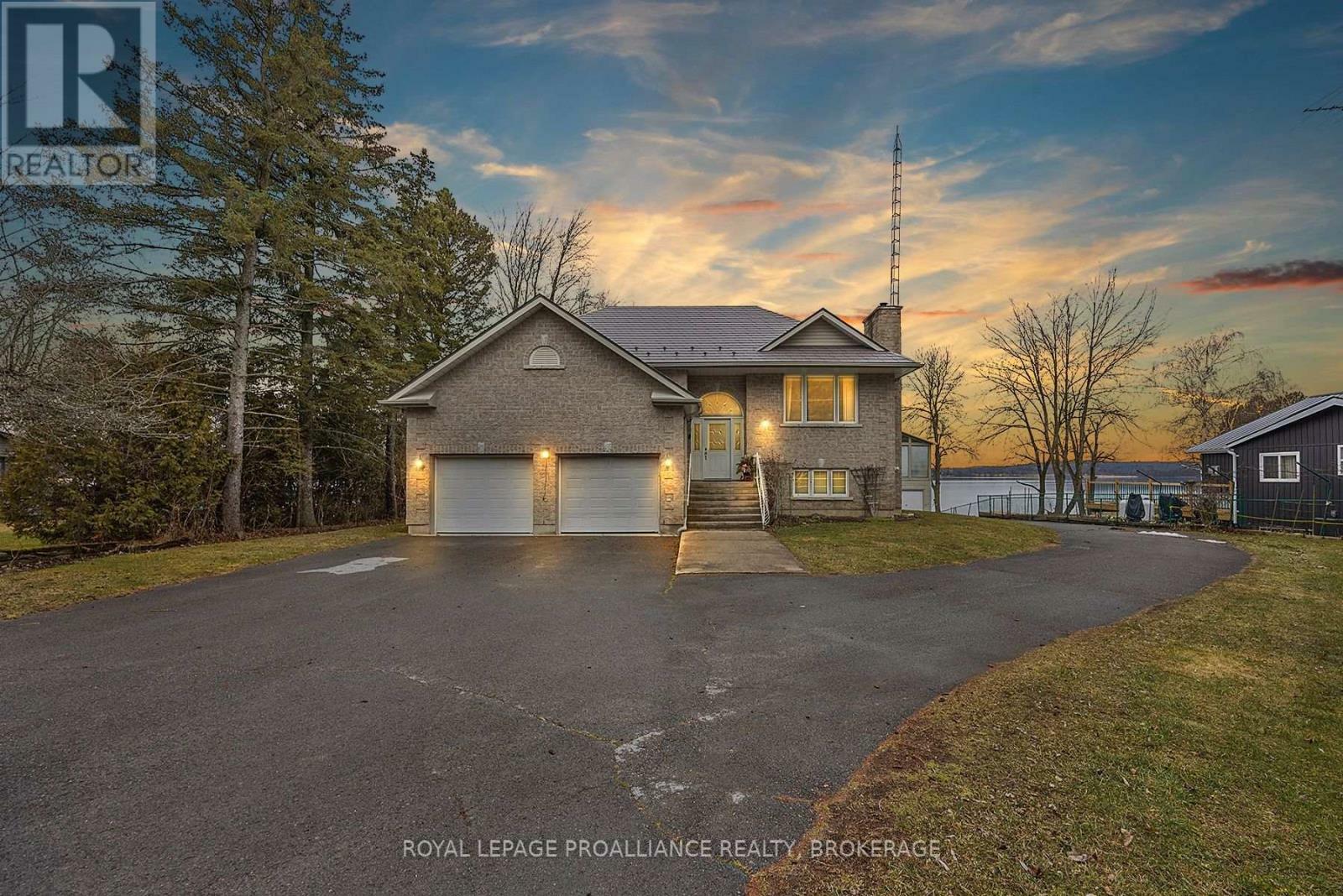Property Photo: 1 Leavis Shores ON K7G 2V6