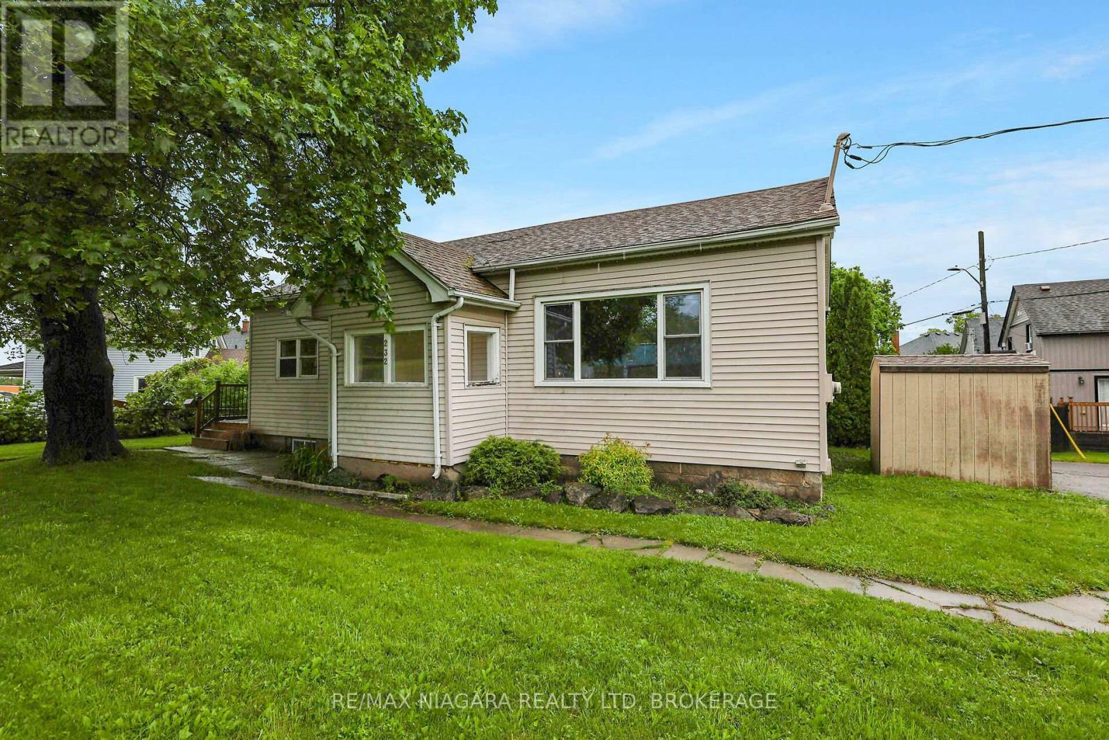 Property Photo: 232 Merritt Street ON L2T 1J8