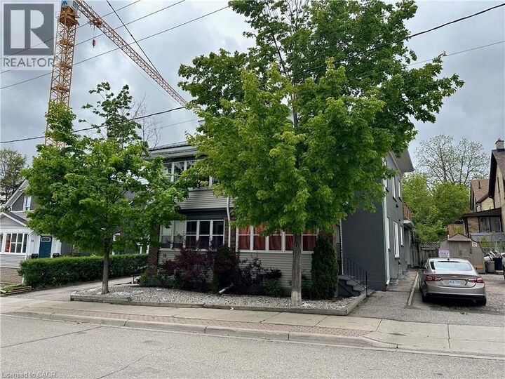 Property Photo:  58 Madison Avenue North  ON N2H 2Z6 