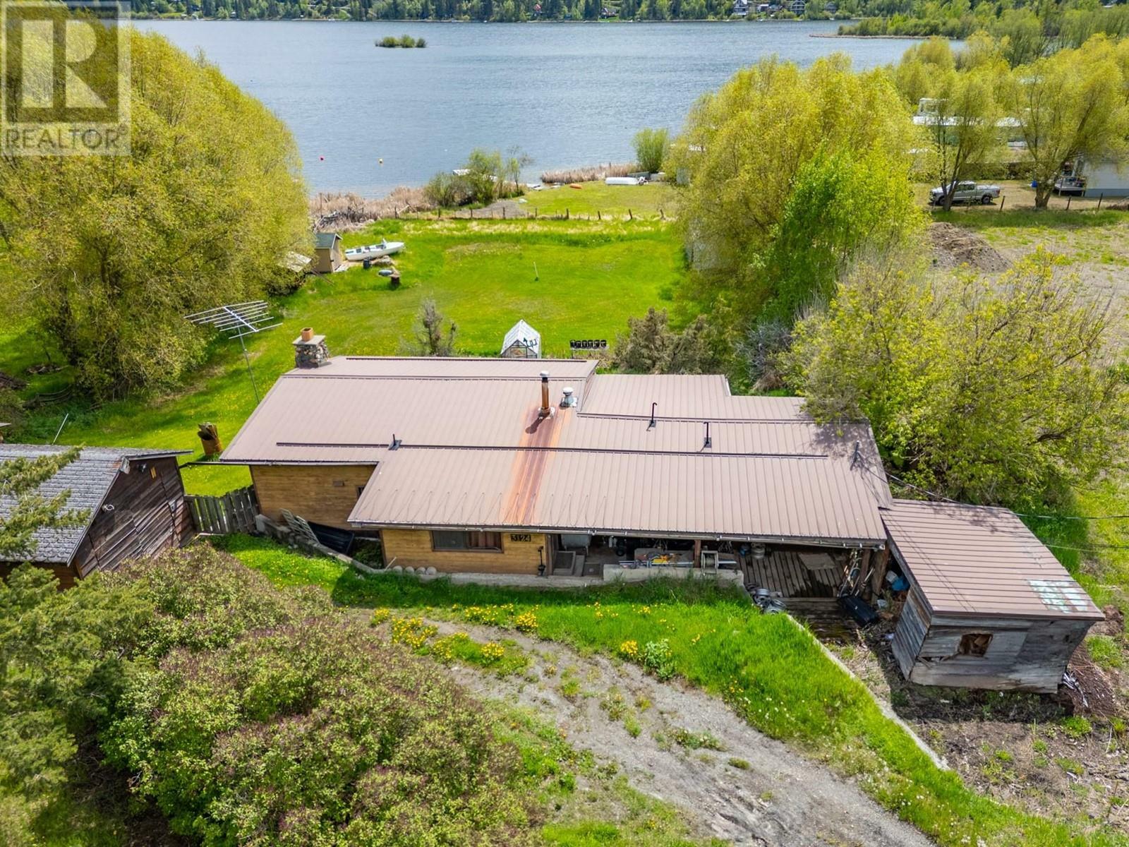 Property Photo: 3124 Holbrook Road BC V0E 3E1