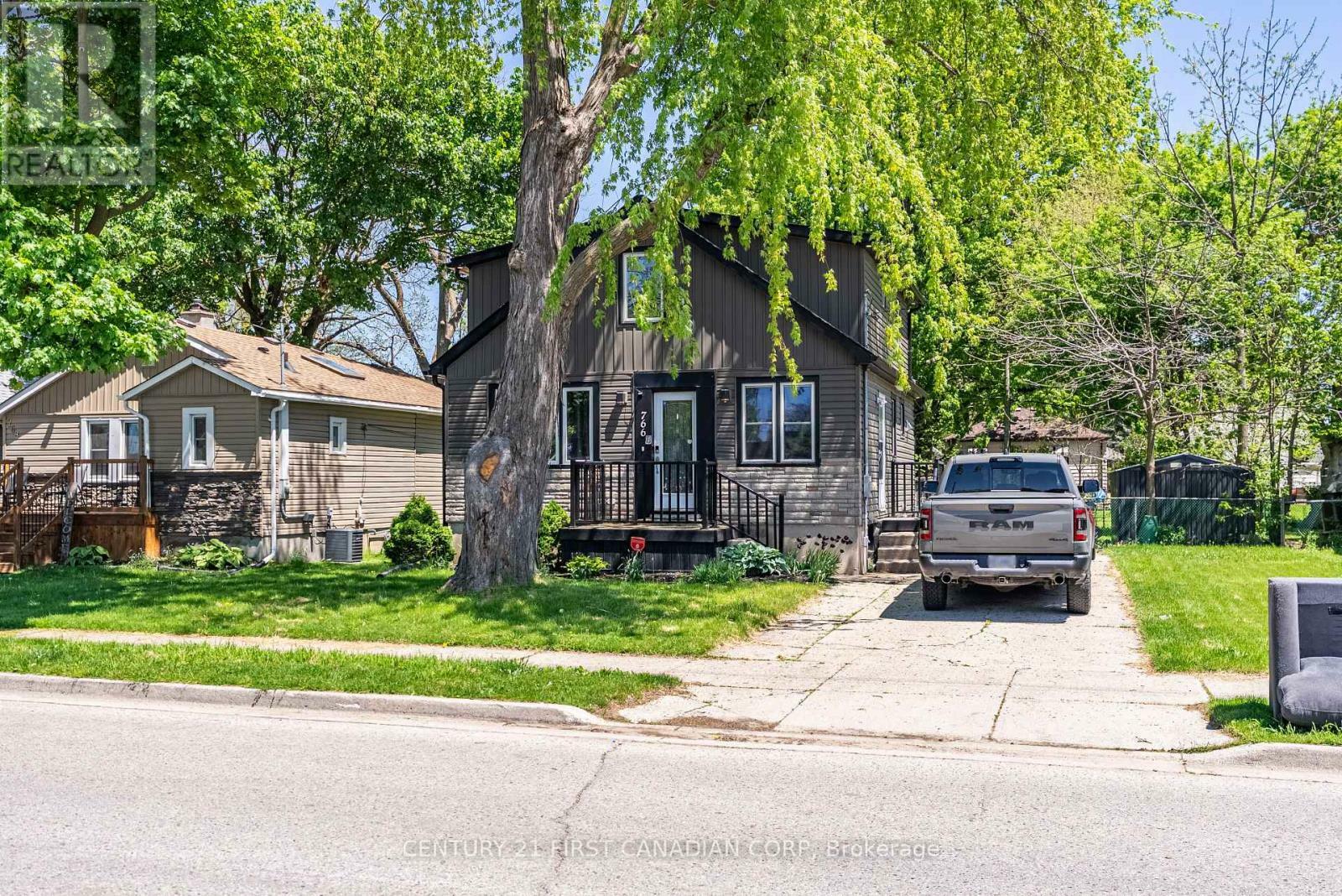 Photo de la propriété: 766 Glasgow Street ON N5Y 1V9