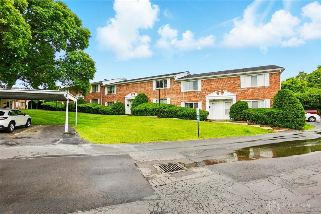 Property Photo:  765 Clareridge Lane  OH 45458 