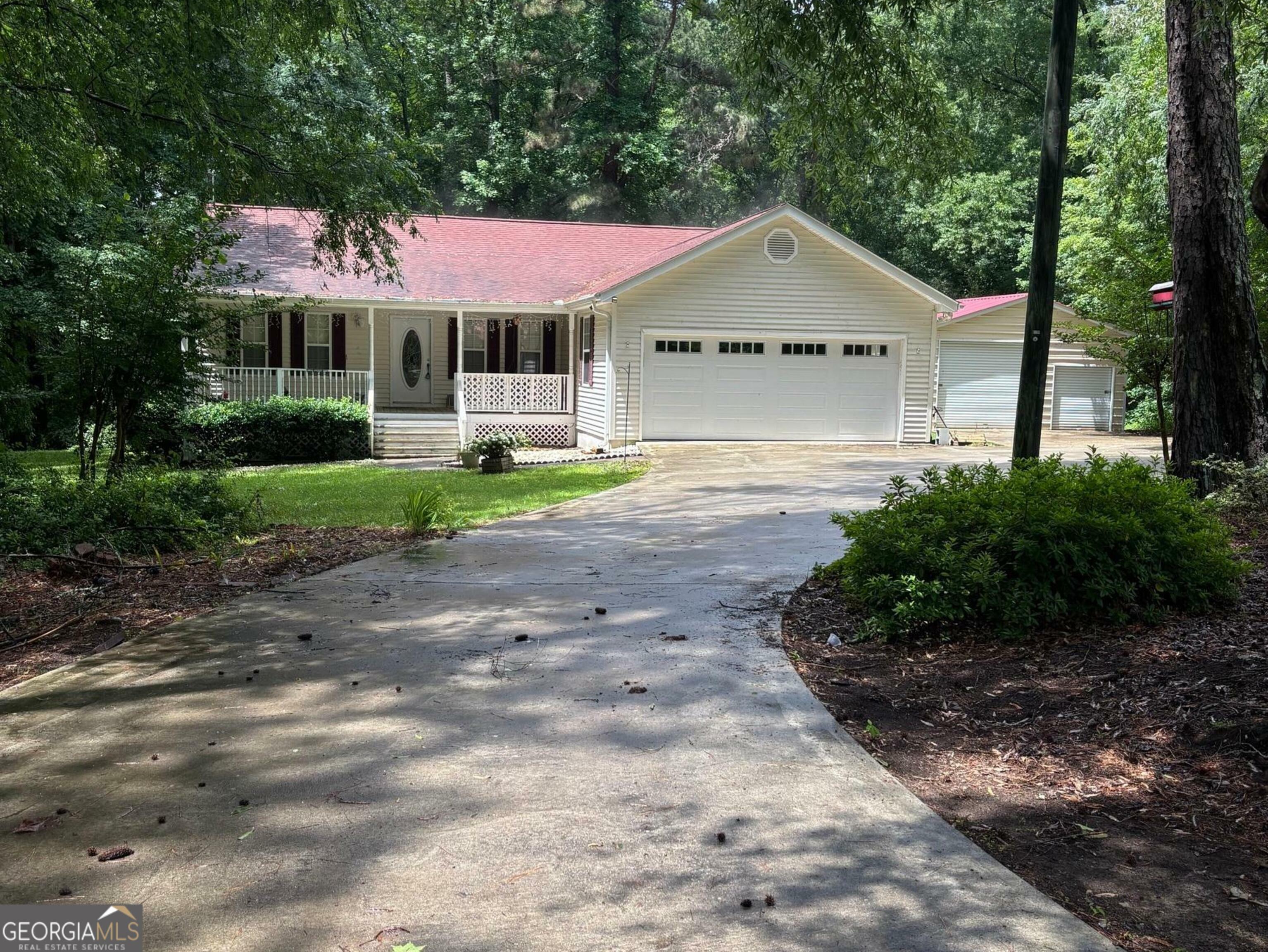 Property Photo: 161 Cedar Cove Drive GA 30625