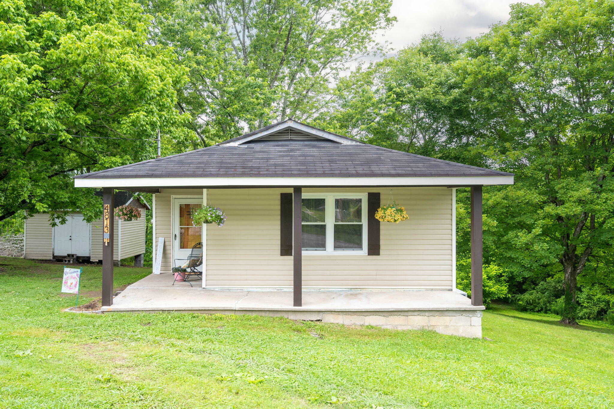 4813 Blue Bell Avenue  Ooltewah TN 37363 photo