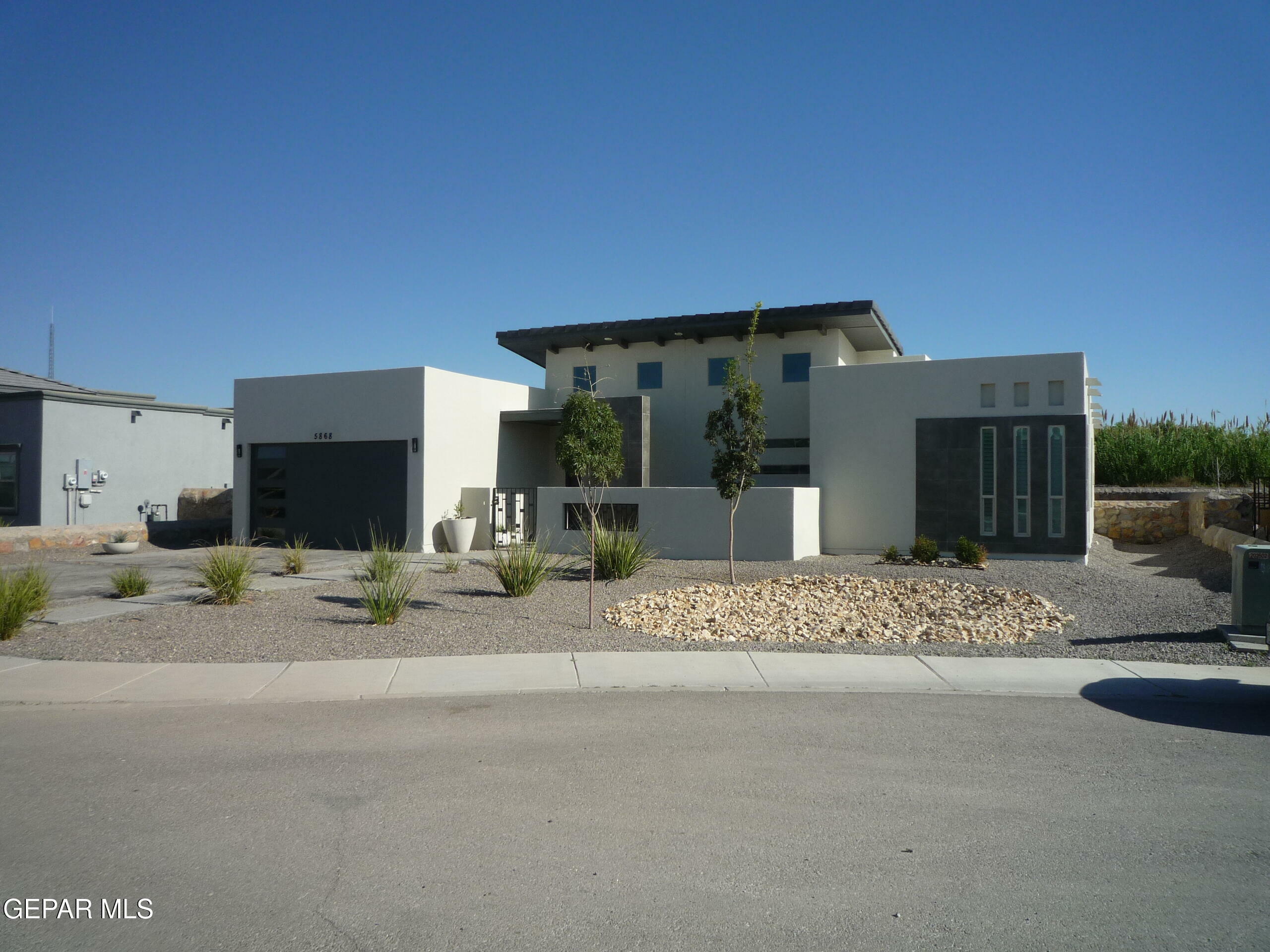 5868 Valley Palm Drive  El Paso TX 79932 photo