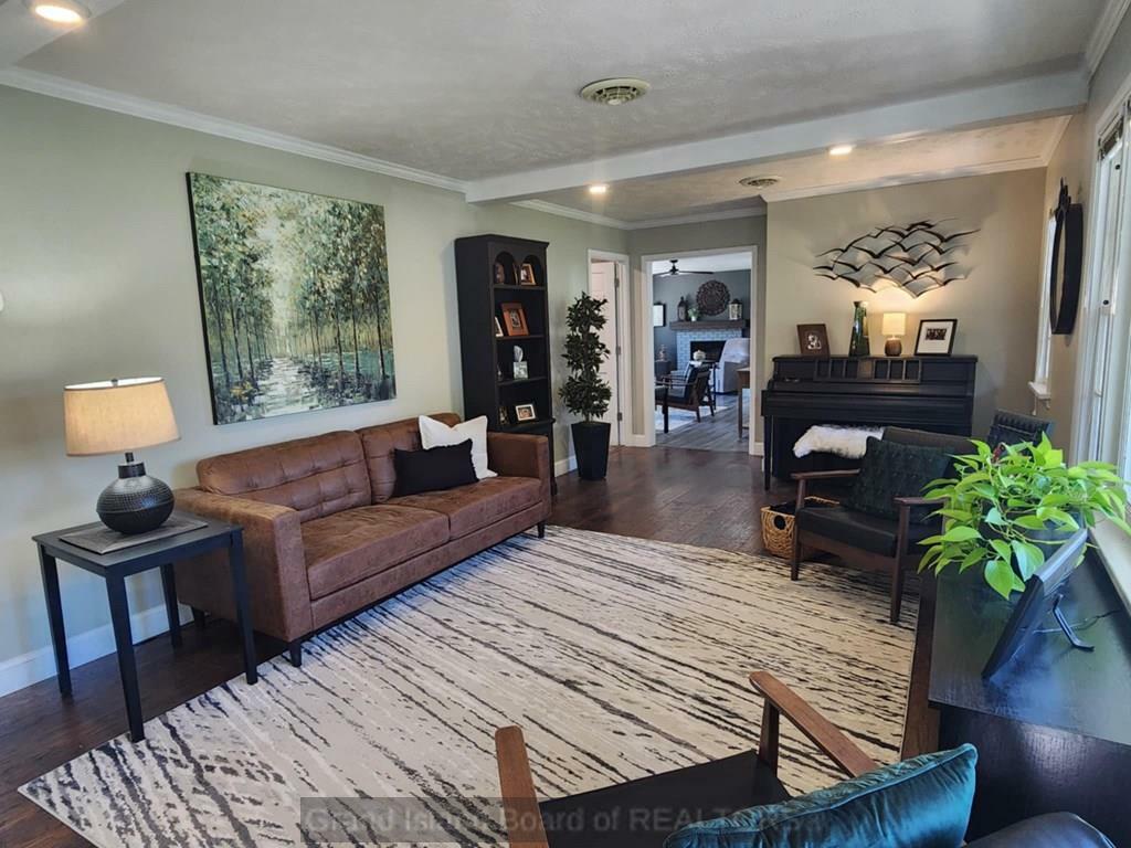 Property Photo: 2512 Pioneer Blvd NE 68801