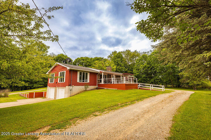 Property Photo: 2278 Narrow Lake Road MI 48813