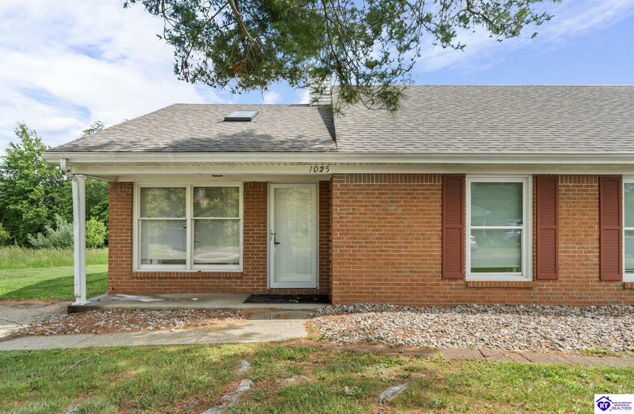 Property Photo: 1023 &Amp 1025 Colonial Drive KY 42701