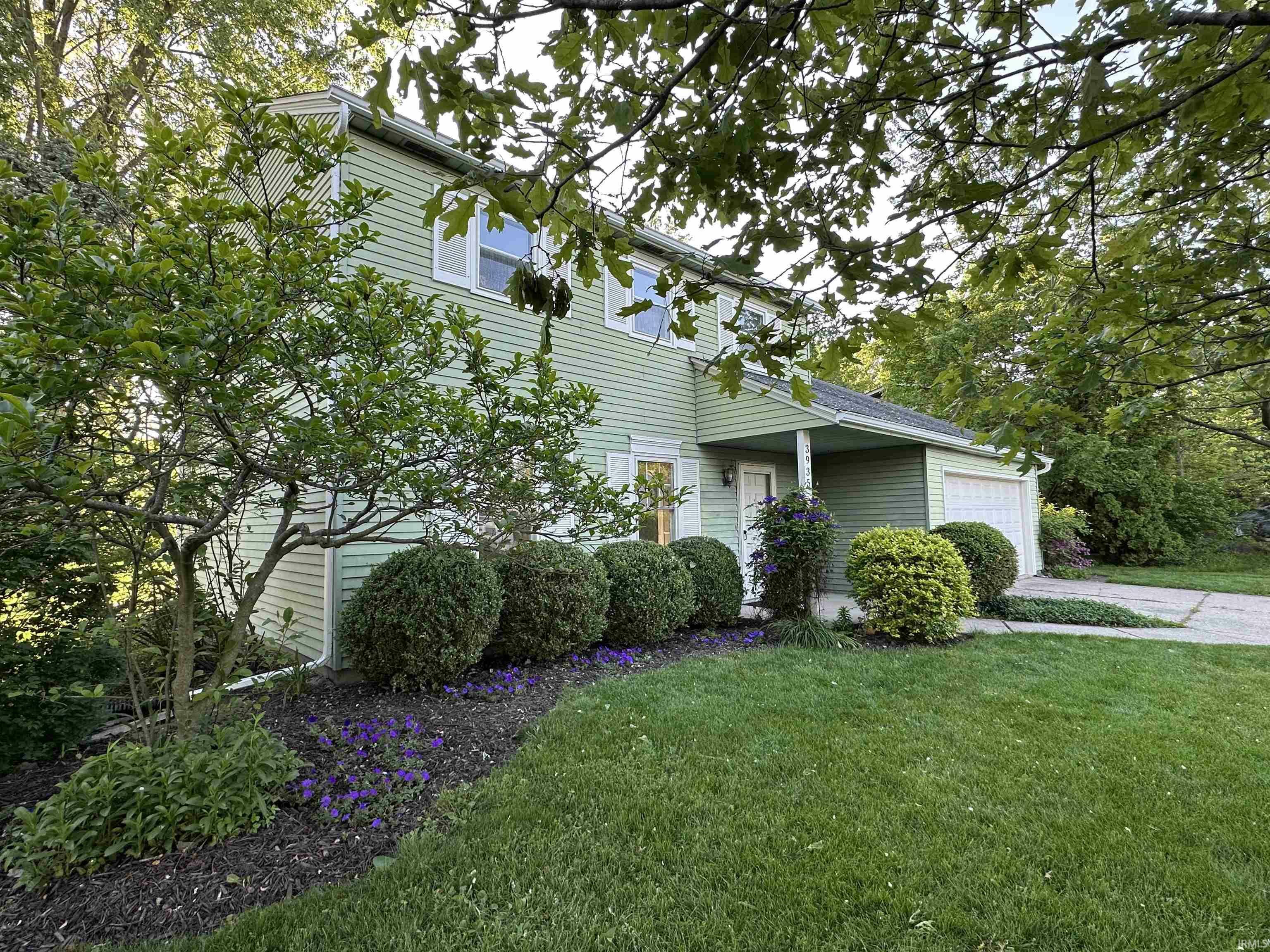 Property Photo: 3935 Willshire Court IN 46815