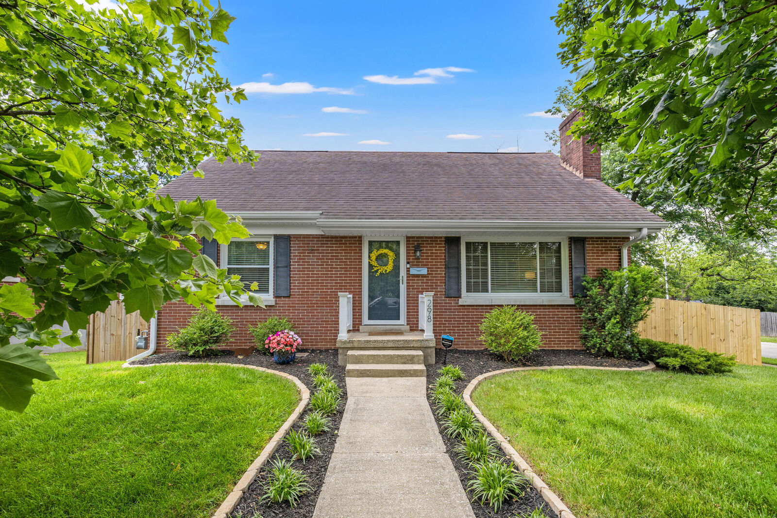 Property Photo:  298 Hill N Dale Road  KY 40503