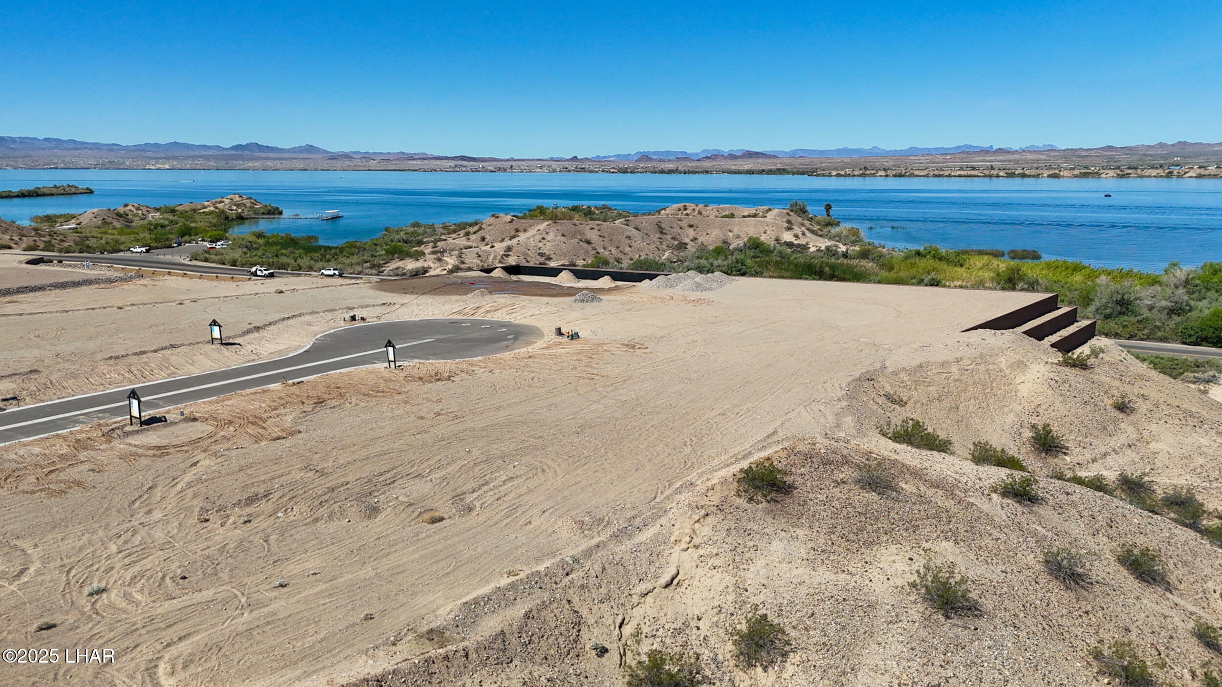 Property Photo: 1601 Sailing Hawks Dr #110 AZ 86404