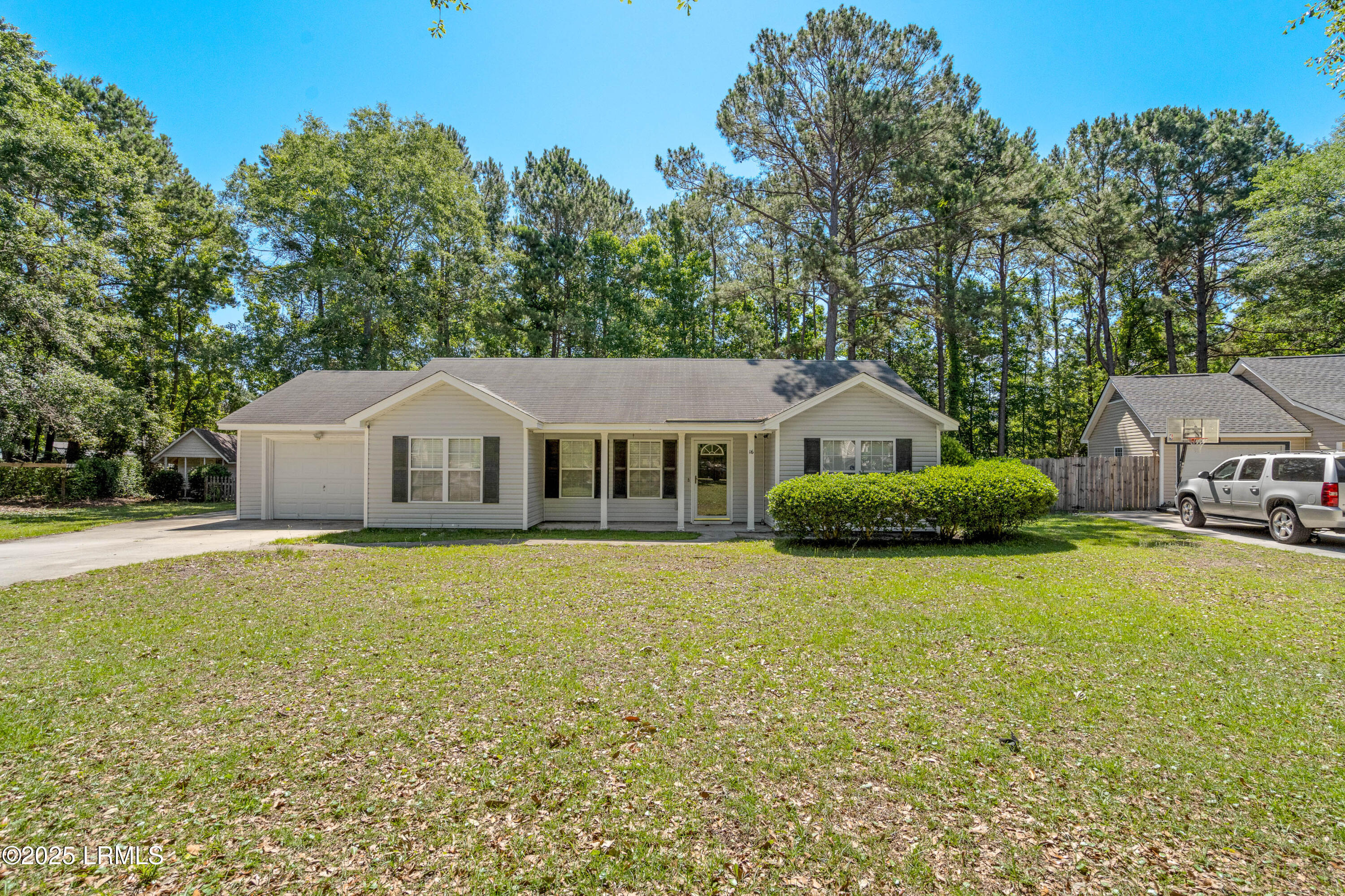 Property Photo: 16 Star Magnolia Court SC 29907