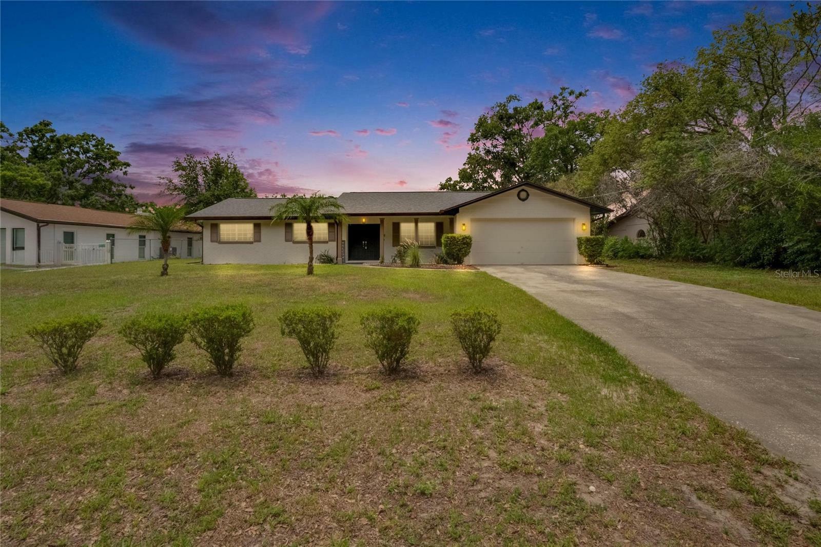Property Photo:  16112 N 15th Street  FL 33549 