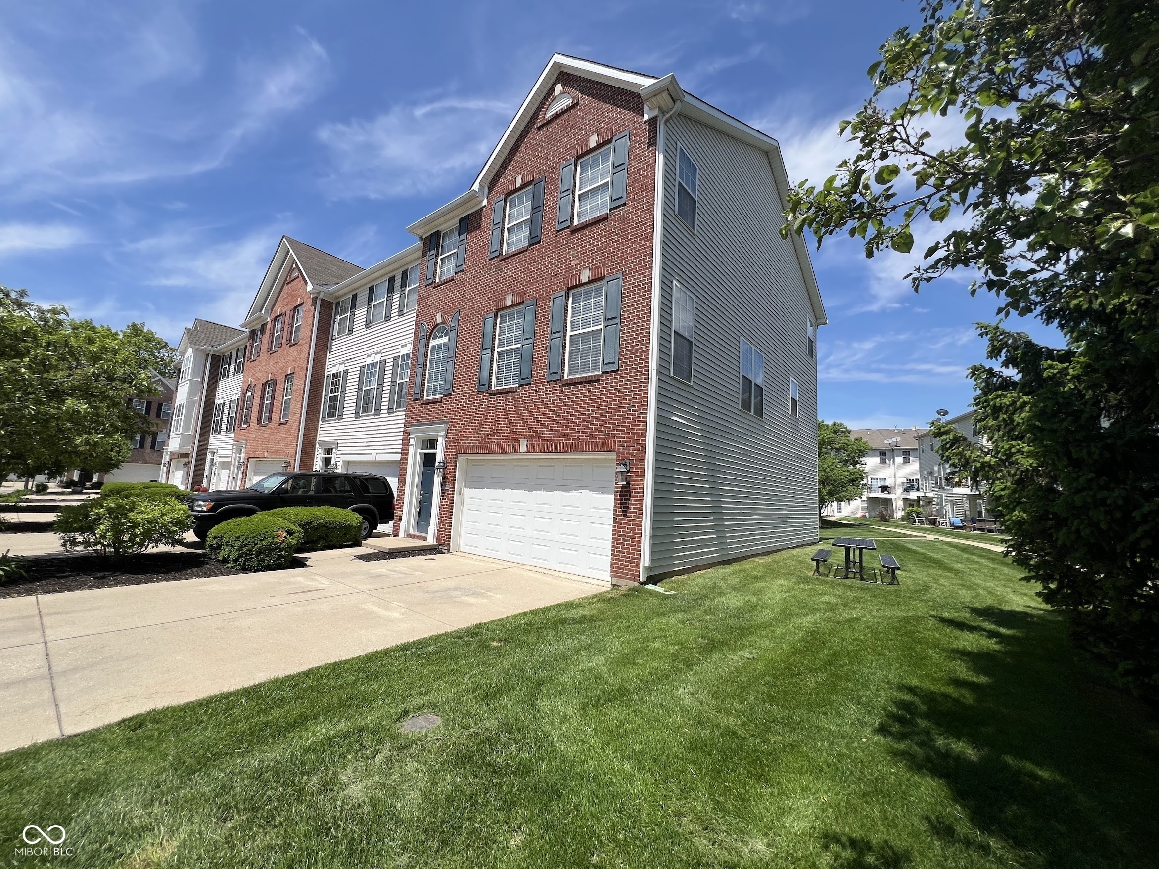 Property Photo: 6924 Havenmoor Place IN 46250