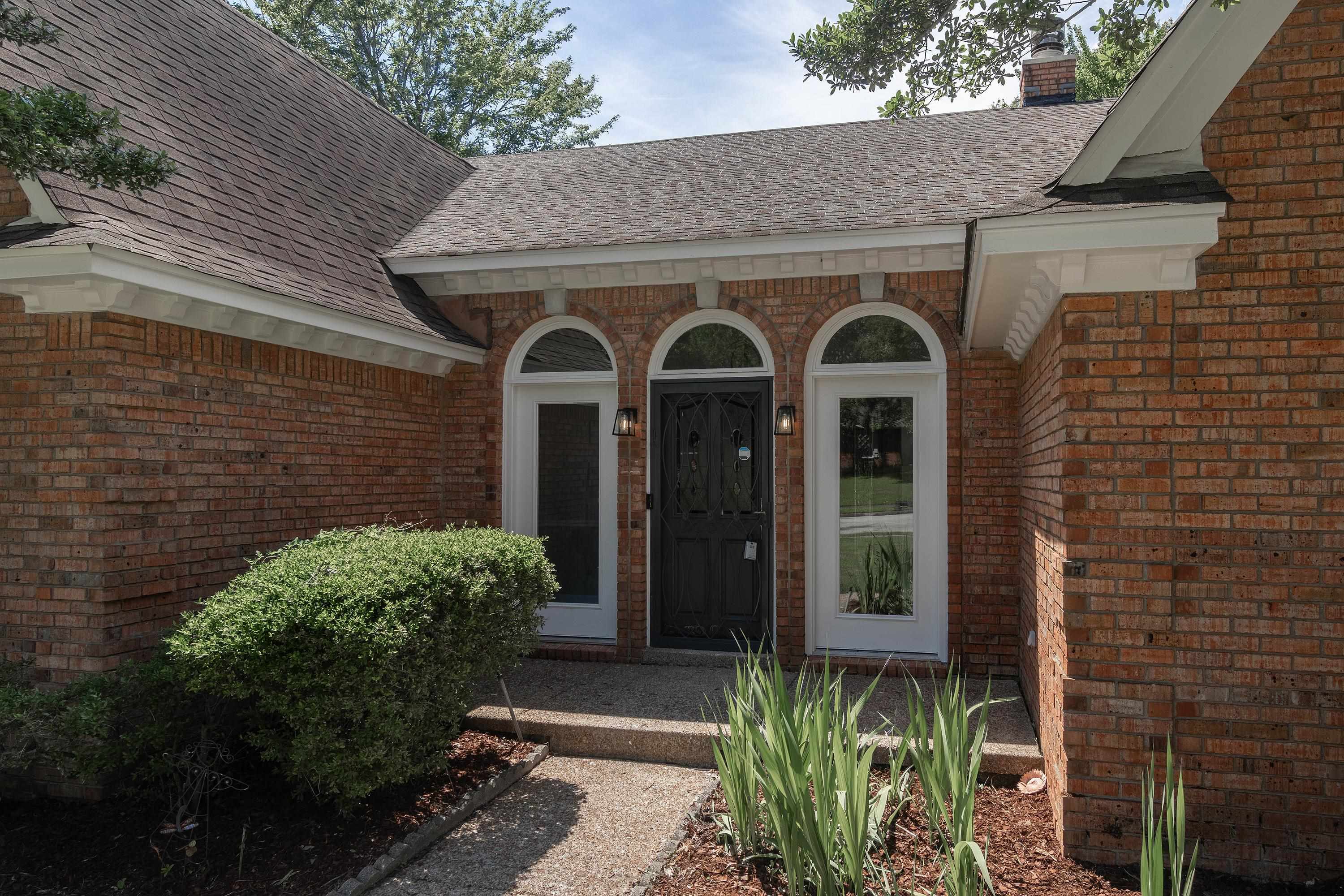Property Photo:  8432 Wood Shadows Ln  TN 38018 