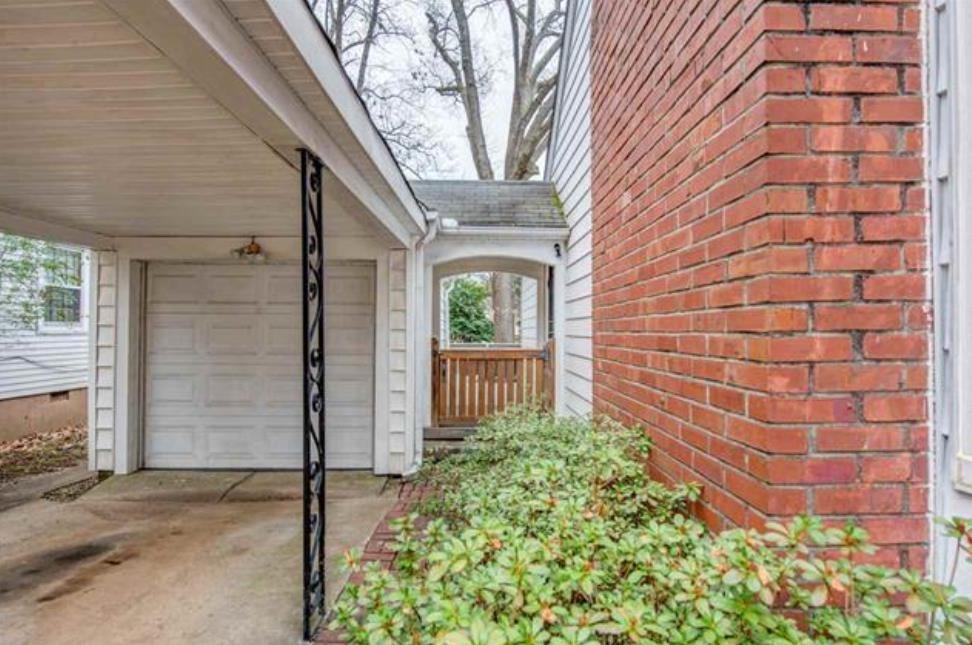 Property Photo: 18 N Reese St TN 38111