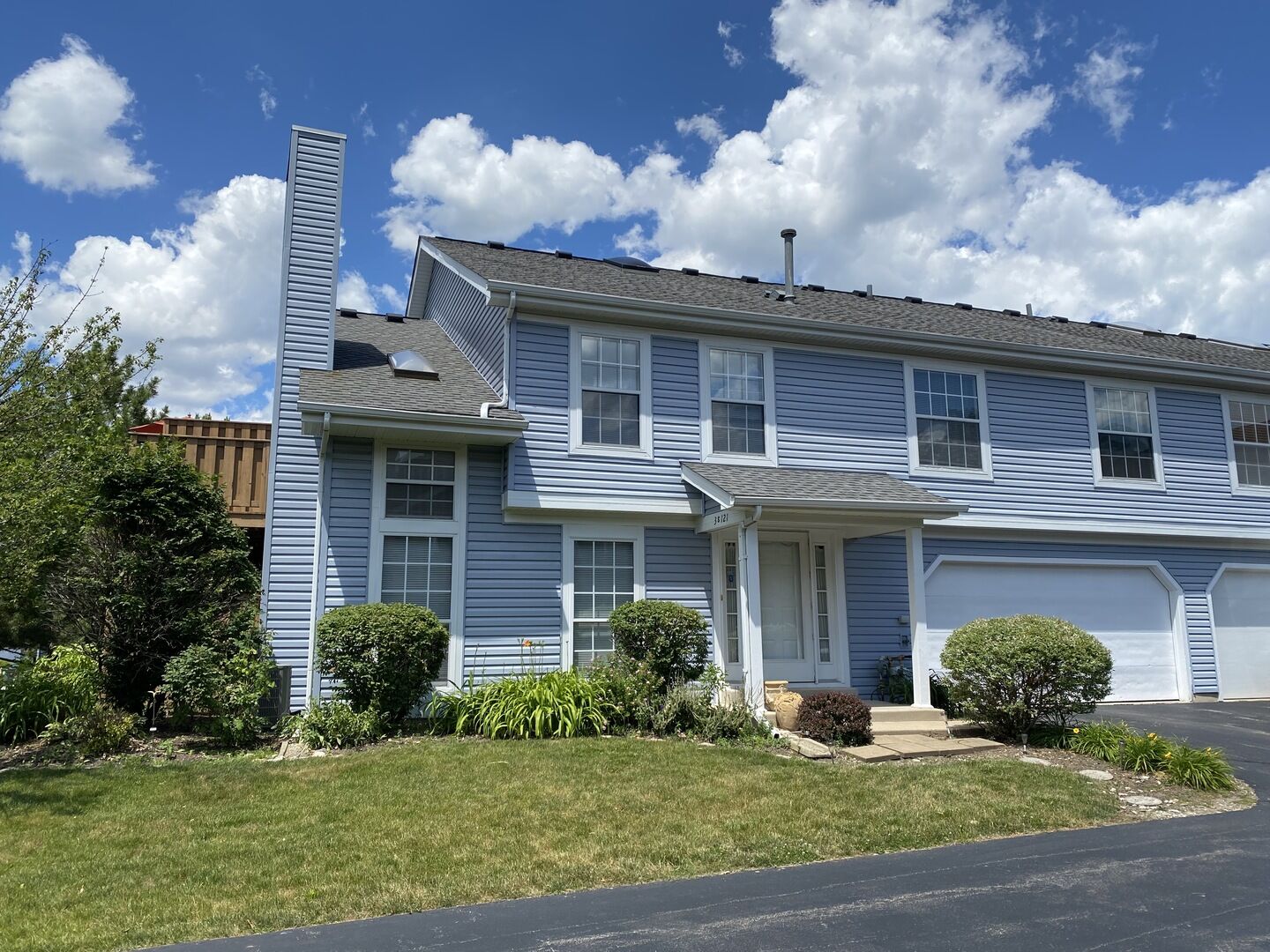 Property Photo:  3S121 Timber Drive 121  IL 60555 
