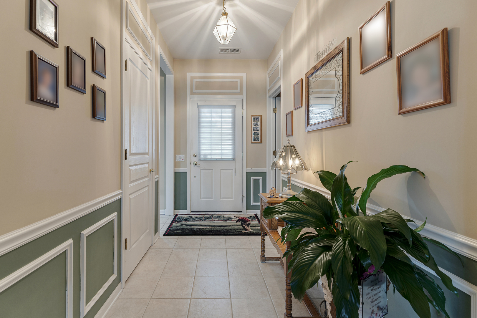 Property Photo: 11692 Sunderlin Drive IL 60142