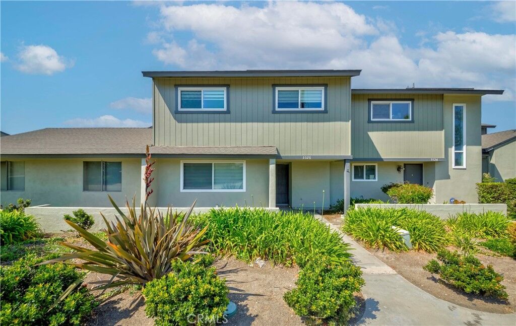 Property Photo:  5526 Donner Avenue  CA 90621 