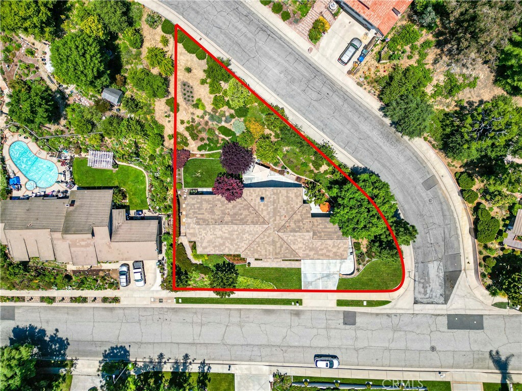 Property Photo:  725 Beaverbrook Lane  CA 91740 