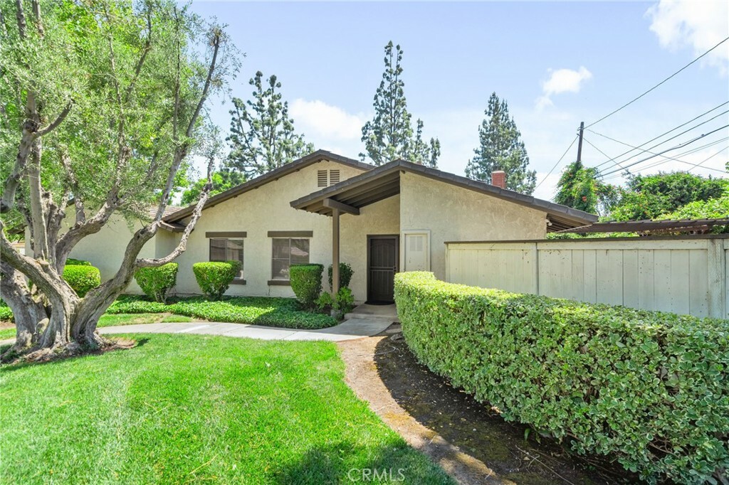 Property Photo: 1725 Aspen Village Way CA 91791