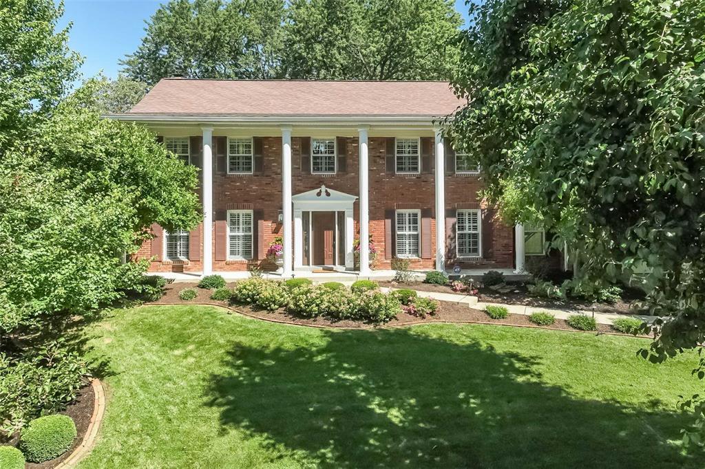 1375 Thornwick Drive  Ballwin MO 63011 photo