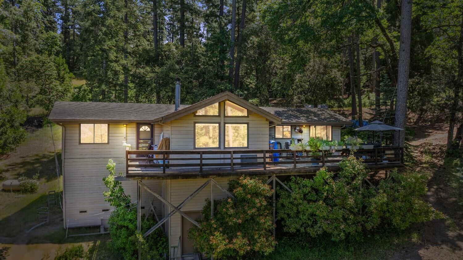 Property Photo:  23205 Roden  CA 95666 