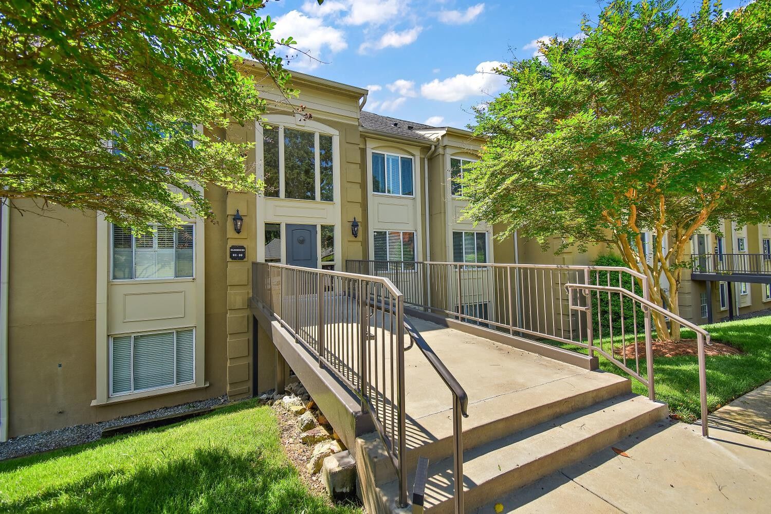 Property Photo: 4487 Post Pl 86 TN 37205