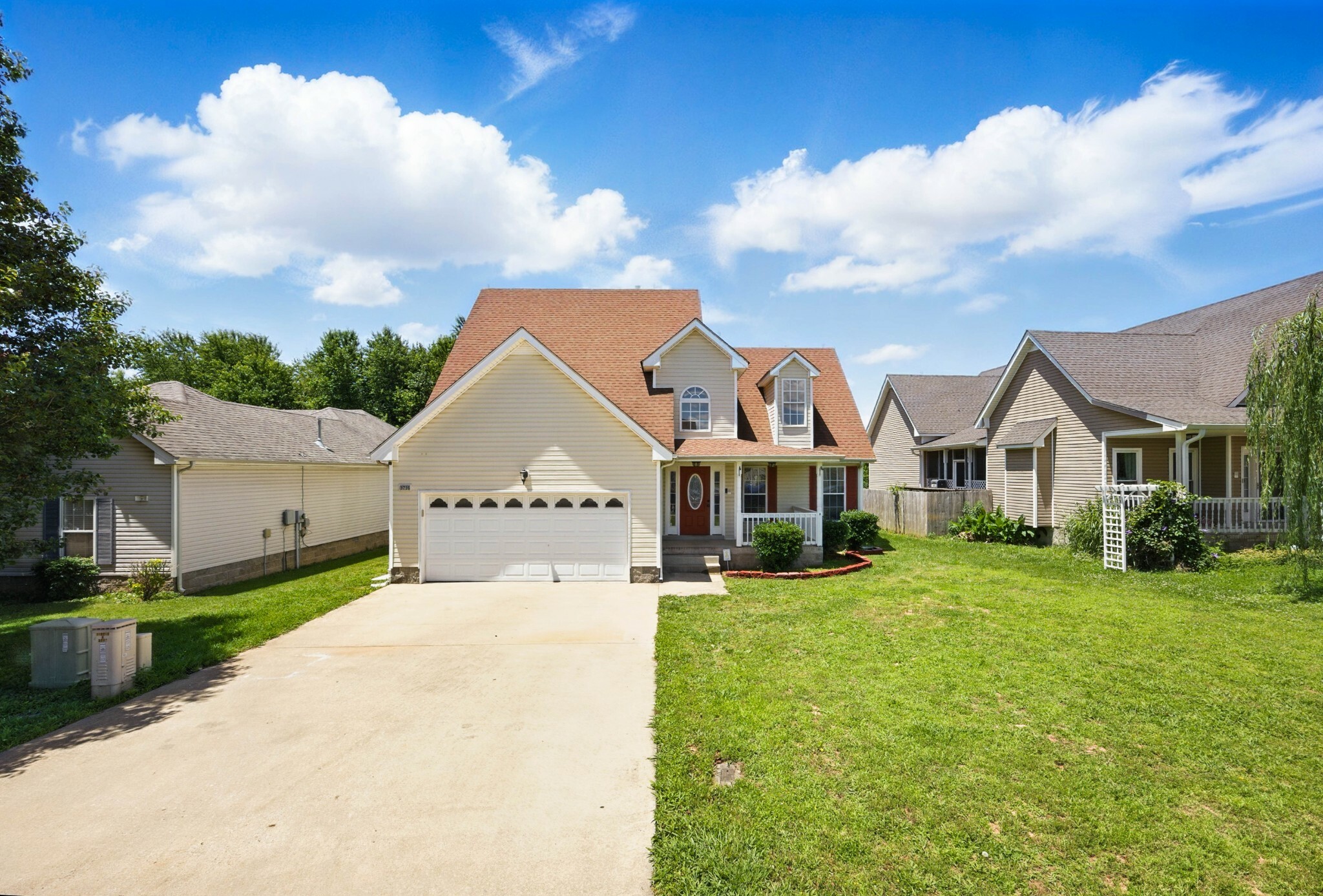 Property Photo: 3716 S Jot Dr TN 37040