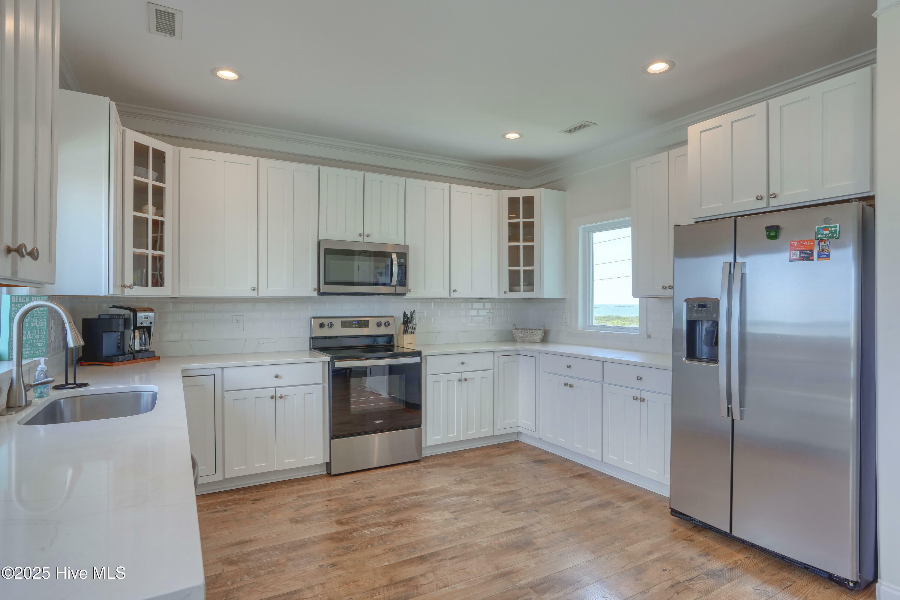Property Photo:  601 New River Inlet Road  NC 28460 