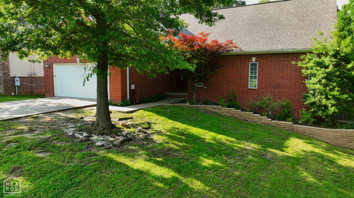 Property Photo: 2000 Boundary Oaks Drive AR 72404