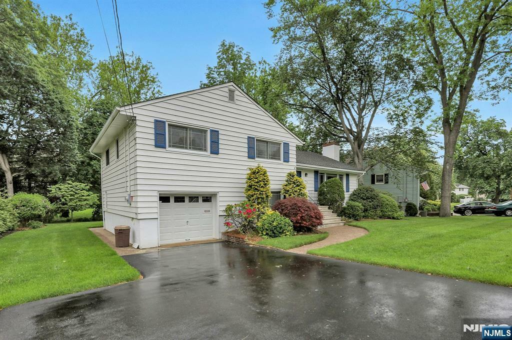 Property Photo: 259 Burnside Place NJ 07450