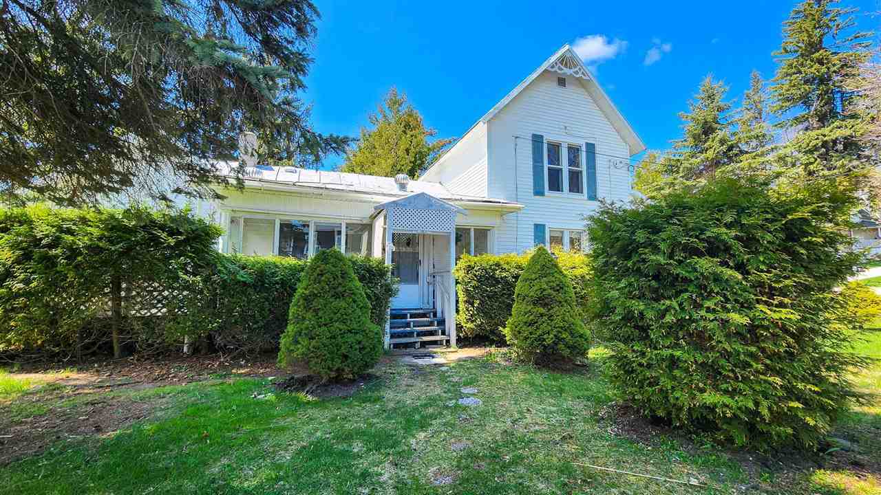 409 W Fourth  Harbor Springs MI 49740 photo
