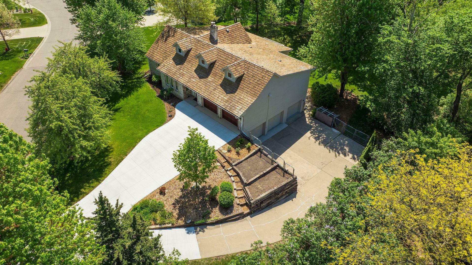 Property Photo: 15575 Ranchview Court MN 55391