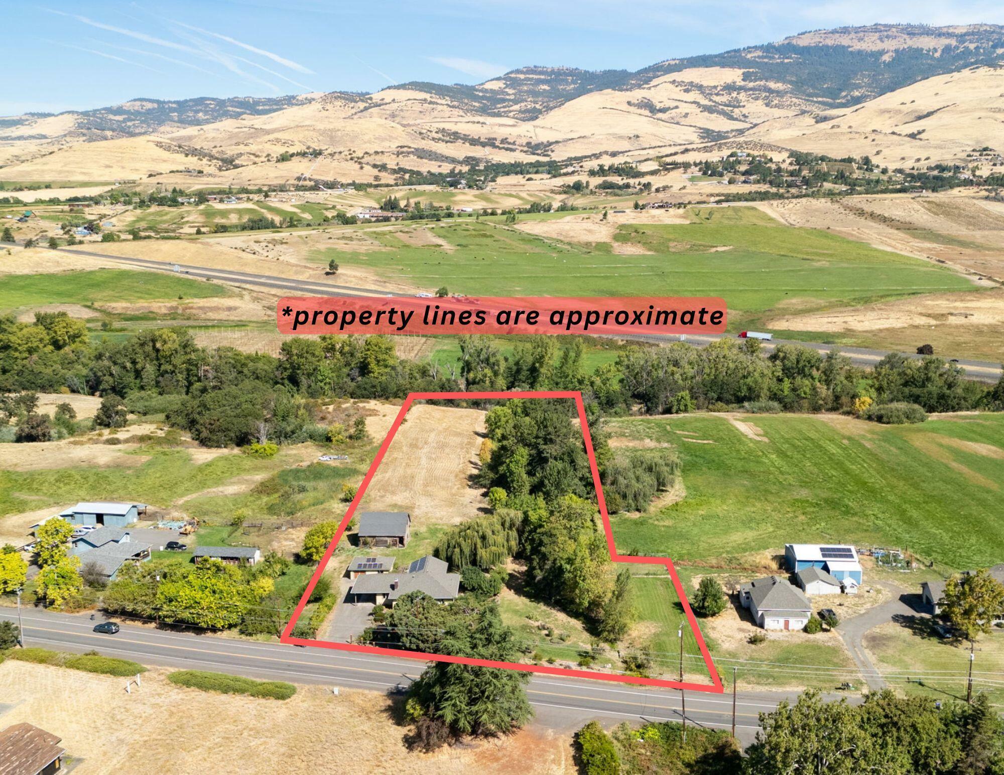 Property Photo: 2045 E Main Street OR 97520