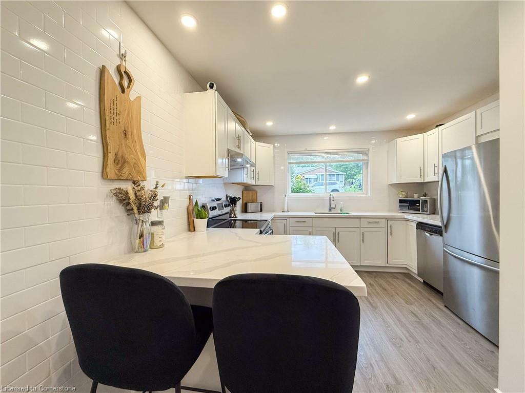 Property Photo: 132 King Hiram Street ON N5C 1L6