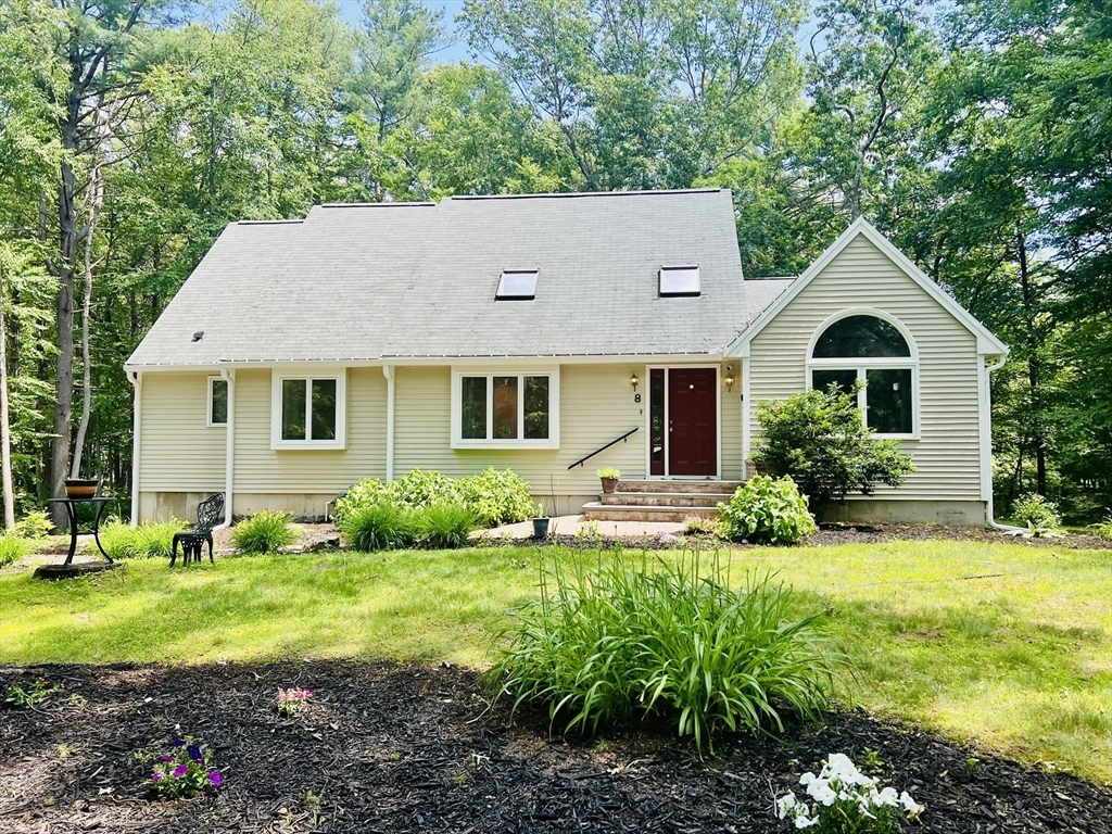 Property Photo:  8 Tall Tree Way  MA 01833 
