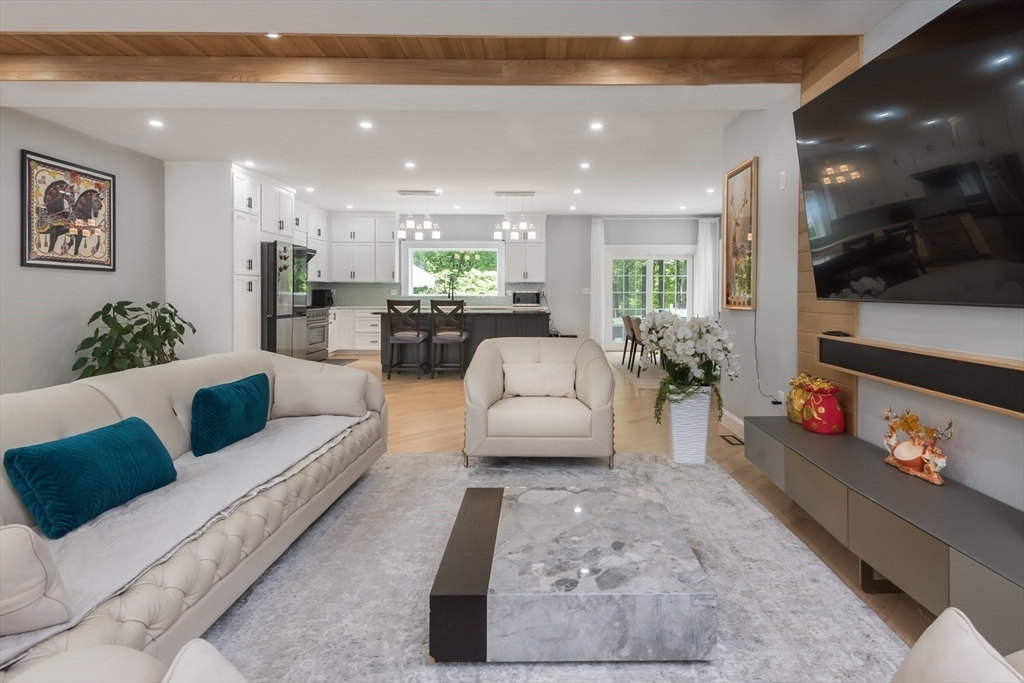 Property Photo:  6 Fallon Cir  MA 02184 